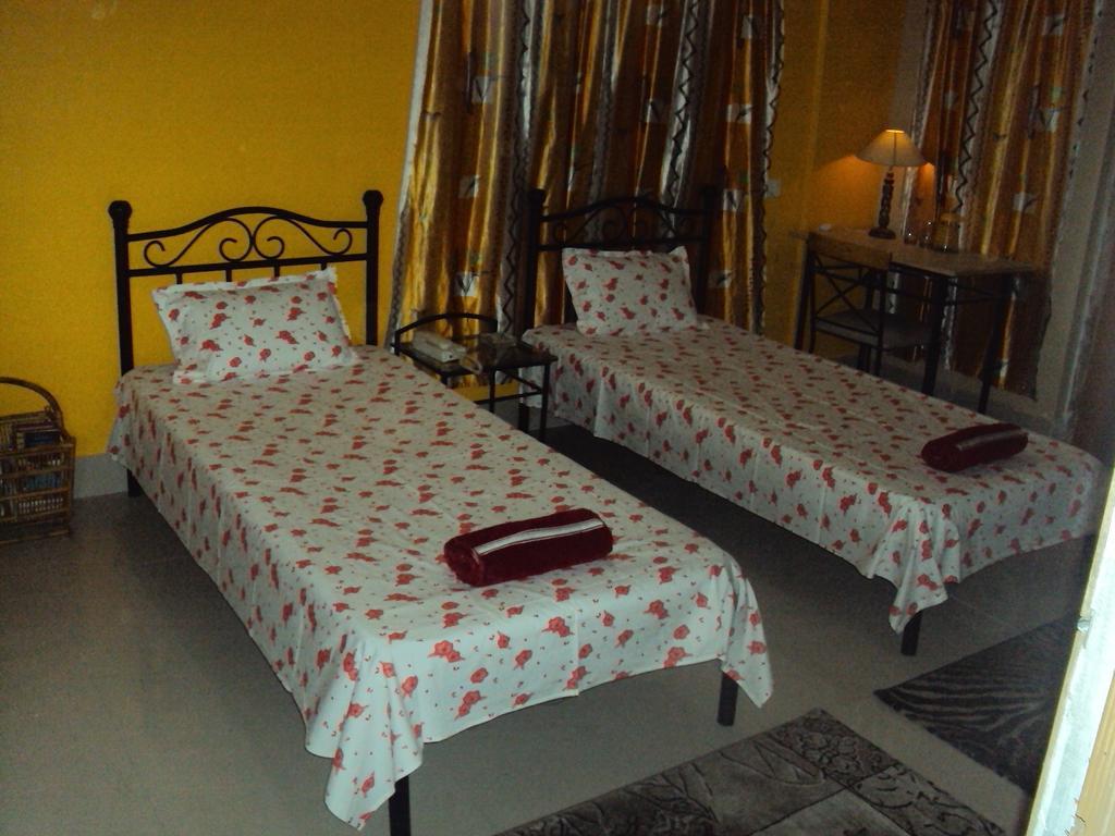 غاواهاتي Hotel Kings Castle الغرفة الصورة